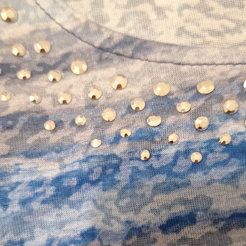 Ruby Rd. Blue and Gray Patterned Tunic - Picture 4 of 9